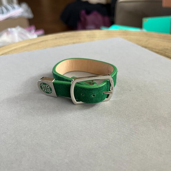 Rustic Cuff Green Suede Buckle Logo Bracelet - Picture 3 of 3